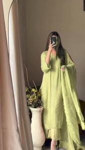 Kameez truyền thống của Pakistan với các mẫu thời trang và vải thoải mái cho tất cả các mùa có sẵn với giá xuất khẩu - Product Image 3