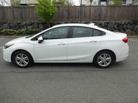 Voiture d'occasion Chevrolet Cruze LT Auto 4 portes berline essence à prix de gros le moins cher, boîte manuelle/automatique, à vendre