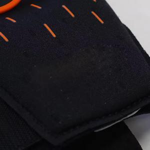 2024 conception en gros logo personnalisé gants de gardien de but de football professionnel gant de gardien respirant gants de football de haute qualité - Product Image 5