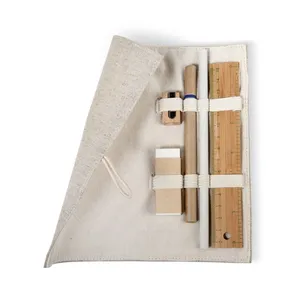 ECOSET Juego de Artículos de Escritura y Corrección Ecológicos, Bolsa de Yute de Algodón con Accesorios, Producto Ecológico - Product Image 1