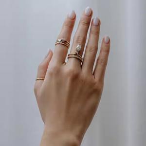 14K สีเหลืองทองแฮนด์เมดแหวนหมั้นทันสมัยชุดเพชรตัดลูกแพร์สำหรับแฟนสาวของขวัญวันครบรอบสำหรับเธอ - Product Image 2