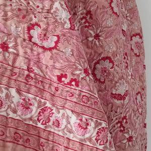 Couette Jaipuri en coton biologique de haute qualité, imprimé ethnique, fait main, pour la décoration intérieure - Product Image 3