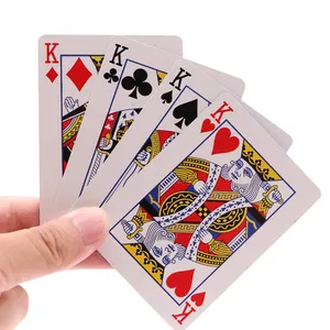 Stampa di carte da gioco Flash di lusso Poker Deck Adult German Black Core Logo personalizzato di alta qualità produttore di carte da gioco