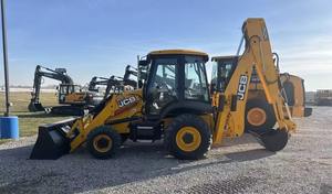 Chargeuse-pelleteuse JCB 3CX-15 neuve, moteur diesel et boîte de vitesses, capacité de la benne de 1,1 m³, puissance de 81 kW - Product Image 5