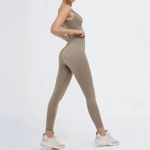 Patrón sólido Fitness Leggings Levantamiento de pantalones de yoga y pantalones Ropa activa para yoga y ejercicio - Product Image 2