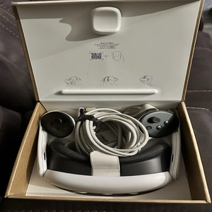 Casque VR Meta Quest 3 512 Go neuf, scellé en usine, emballé dans sa boîte d'origine - Product Image 2