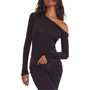 Body Monospalla Free People con Stampa Floreale Invernale, Decorazioni in Perle e Strass, Maniche Corte, Taglia S, Plus Size - Product Image 1