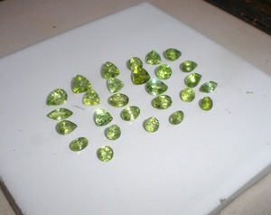 Piedras Preciosas Sueltas de Peridoto Verde Natural Certificado de Grado AA, Mezcla de Gemas con Descuento, Piedra de Nacimiento de Agosto para Joyería - Gemas Mehrajudin - Product Image 5