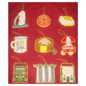 Adorno Navideño Bordado a Mano con Cuentas de Zari de la Mejor Calidad de la India, en Múltiples Formas y Colores, Brillante y con Acabado - Product Image 1