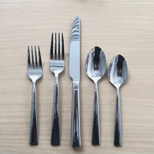 Ensemble de couverts en acier inoxydable avec manche martelé unique, cuillère et fourchette argentées, pour les fêtes - Product Image 1