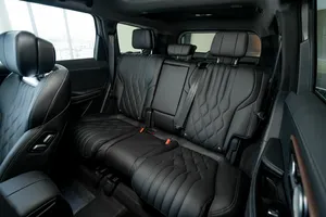 EXIID VX SUV 2025 Turbo Automático con Asientos de Cuero, Llantas de Aleación R18, Techo Panorámico, Faros LED y Luces Diurnas, Asientos Eléctricos - Product Image 3