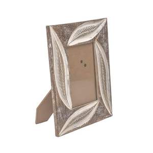 Cadres photo flottants au design moderne et épuré, de forme personnalisée, pour cadeaux personnalisés et décorations de comptoir. - Product Image 2