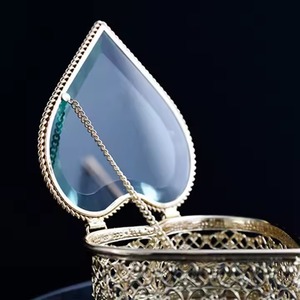 Caja de vidrio biselado para almacenamiento de joyas, hecha de vidrio y metal de alta calidad, caja estéticamente hecha a mano para exportación a granel - Product Image 2