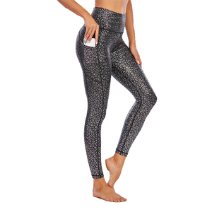 Leggings porte-bonheur pour femmes, pantalon imprimé sur mesure, motifs léopard scintillants, yoga, vêtements de sport, décontractés, polyester, spandex - Product Image 2