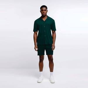 A250 Chemise hawaïenne à manches courtes pour hommes, chemise à fleurs pour les vacances à la plage, chemise Aloha, chemises habillées d'été décontractées de style tropical - Product Image 2