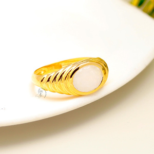 Arco Iris piedra lunar anillo de plata esterlina forma ovalada Arco Iris piedra lunar anillo junio piedra natal anillo de plata esterlina - Product Image 4