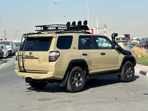 SUV tout-terrain de taille moyenne 2024, conduite à gauche, sièges en cuir, toit ouvrant panoramique, sièges électriques, phares LED, 12 500 miles - Product Image 4