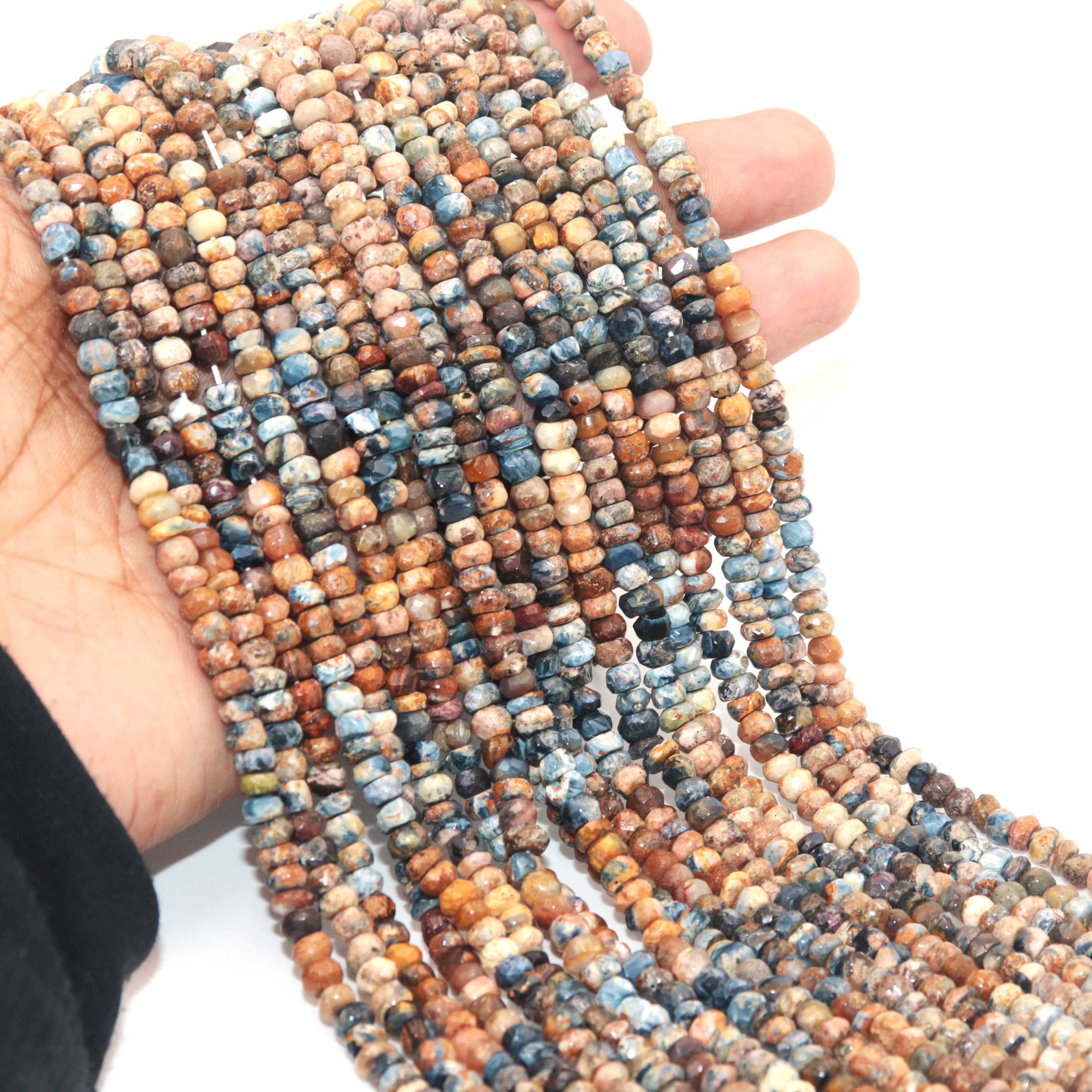 สีน้ำตาล