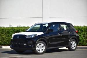 Nouveau pour Toyota Raize avec boîte de vitesses automatique Sièges en cuir intérieur foncé Caméra arrière FWD - Product Image 2