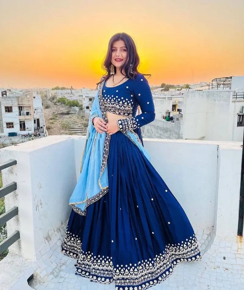 भारतीय महिलाओं पहनने Georgette कढ़ाई डिजाइन के साथ काम के साथ पत्थर हीरा काम Lehenga चोली ब्लाउज और दुपट्टा के साथ महिलाओं के लिए