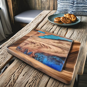 Planche à découper en résine de bois fait à la main Outil de cuisine élégant et durable Planche à découper en bois naturel et résine pour restaurant à la maison - Product Image 1