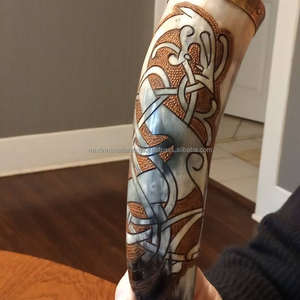 Lujosa jarra de cuerno hecha a mano para aficionados a la cerveza y al hidromiel Artesanía natural con técnica pulida - Product Image 3