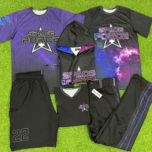 Uniforme de maillot de baseball personnalisé de la meilleure qualité, sublimé par la conception, uniforme de baseball de softball boutonné pour jeunes à un prix raisonnable - Product Image 5