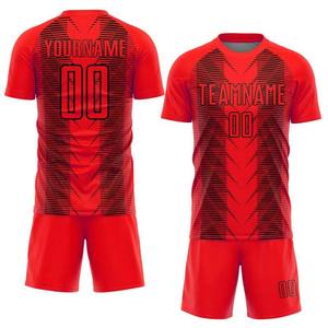 Ropa de fútbol personalizada de alta calidad Diseño de uniforme transpirable de secado rápido para la venta en línea - Product Image 1