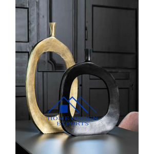 Florero de mesa Decoración de mesa de aluminio Centro de mesa de boda en acabado dorado antiguo - Product Image 1