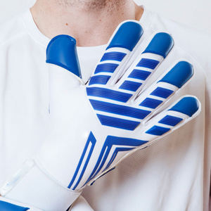 Gants de football d'entraînement, meilleurs gants de gardien de but en latex respirant avec protection des doigts pour le football - Product Image 2