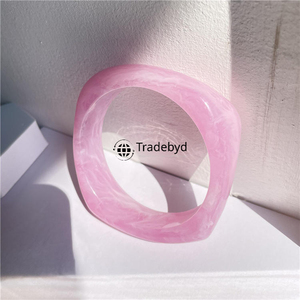 กำไลแฟชั่นทำด้วยมือแบบเรียบง่ายทำจากเรซินเครื่องประดับสไตล์ทันสมัยในชีวิตประจำวันโดย tradebyd - Product Image 3