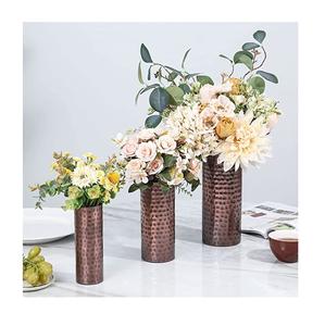 Florero de Metal martillado decorativo para el hogar, florero Floral con forma de cilindro de tono de cobre para Decoración de mesa, comedor - Product Image 1