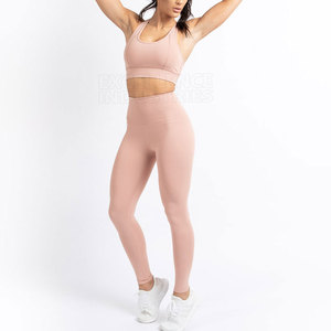 Conjunto de yoga cómodo para mujer Patrón sólido Tallas grandes Transpirable Precio de venta en línea Hecho en Pakistán - Product Image 2