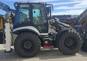 รถตักล้อยางไฮโดรมีค HMK 102S Supra K4 รุ่นใหม่ ปี 2024 รับน้ำหนักได้ 200 ตัน พร้อมปั๊มไฮดรอลิก KYB พร้อมเครื่องยนต์และเกียร์ - Product Image 4