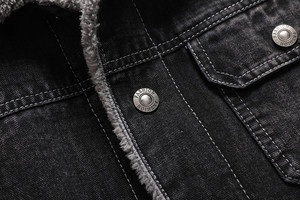 Veste en jean d'hiver pour homme, doublée de fourrure épaisse, chaude, décontractée, tendance, coupe-vent, avec col en fourrure douce, veste pour temps froid - Product Image 3