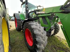 รถแทรกเตอร์มือสอง FENDT 720 ขับเคลื่อนด้วยล้อ 120 แรงม้า พร้อมเครื่องยนต์และเกียร์ สภาพดีเยี่ยม - Product Image 3