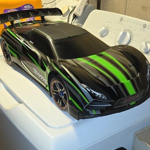 ใหม่สำหรับ XO-1 1:7 4WD ไฟฟ้าแบบไร้แปรงสีเขียวรถทัวร์ริ่ง RC รุ่น 8725 รับประกัน 3 ปี จะวิ่งได้ถึง 100 ไมล์ต่อชั่วโมง - Product Image 1