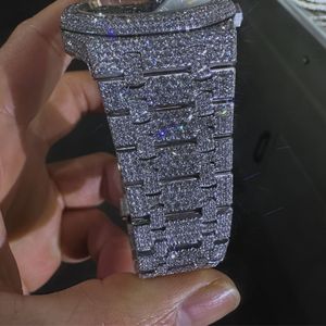 Montre Moissanite de luxe abordable | VVS Iced Out Squelette | Vente en gros Diamond Tester Pass - Product Image 3