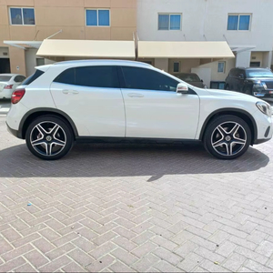 SUV GL-Class 2020 Usado en Buen Estado, Asientos de Cuero, Automático - Product Image 1