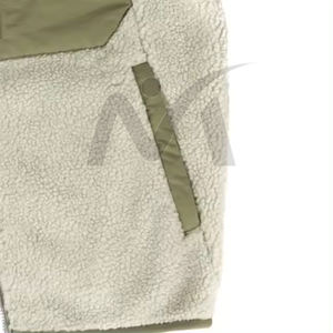 Veste polaire polyvalente pour femmes avec corps isolé, poignets réglables et fermeture à glissière lisse pour une chaleur accrue - Product Image 4