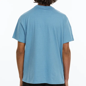 Camisetas de algodón 100% de alta calidad para hombre, camisetas de 240gsm con logotipo personalizado, camiseta sólida ajustada en blanco, camisetas de cuello redondo ajustadas normales para hombre - Product Image 5