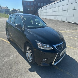 USADO LHD/RHD 2019 LEXUS CT 200H 1,8 CT - Product Image 1