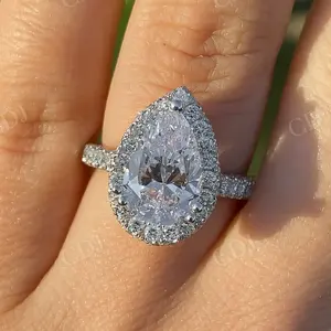GRA认证的2克拉梨形碳硅石订婚戒指仿古设计钻石结婚戒指女性时尚饰品