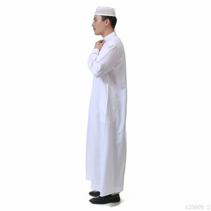 Acheter en gros des thobes pour hommes, vêtements traditionnels arabes, thobes pour hommes sur mesure, jubbah élégante Al Daffah - Product Image 4