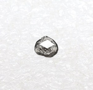 0.62 ct.natural หลวมเกลือและพริกไทยดำแบนเจียระไนเพชรหรูหราเครื่องประดับเพชรสำหรับผู้หญิง - Product Image 3
