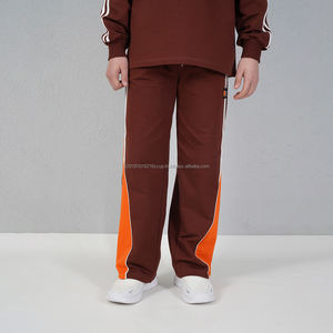 Vente en gros Ensemble de survêtements rayés à col rond en tissu à deux fils pour garçon de haute qualité de Turquie pour enfants - Product Image 2