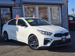 Kia Forte 2021 en parfait état - Product Image 5
