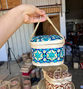 Boîte cadeau en bambou artisanale du Vietnam, solution d'emballage écologique - Product Image 1