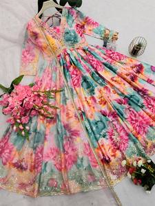 Robe moderne du fournisseur indien avec paillettes et imprimés floraux numériques pour toutes les occasions et tenues de fête - Product Image 3