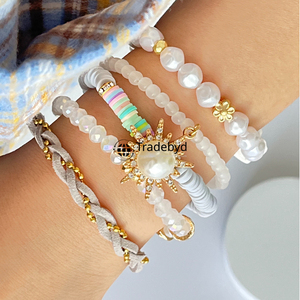 Bracelets en résine Tradebyd Bijoux légers et élégants faits à la main, parfaits pour les fêtes et les utilisations quotidiennes - Product Image 1
